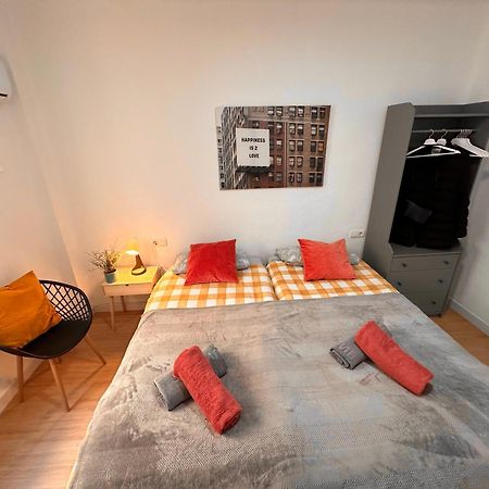 Centro Historico Malaga Especial Grupos 4 Apartment Ngoại thất bức ảnh