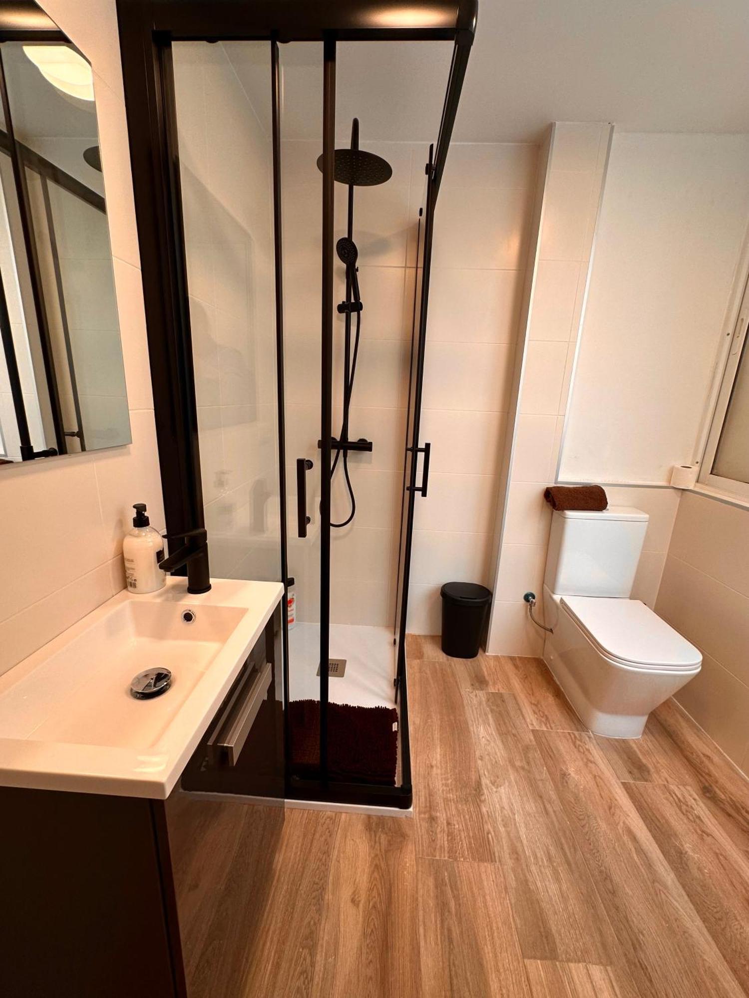 Centro Historico Malaga Especial Grupos 4 Apartment Ngoại thất bức ảnh